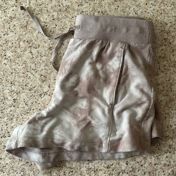 All In Motion Shorts - Picture 2 of 3